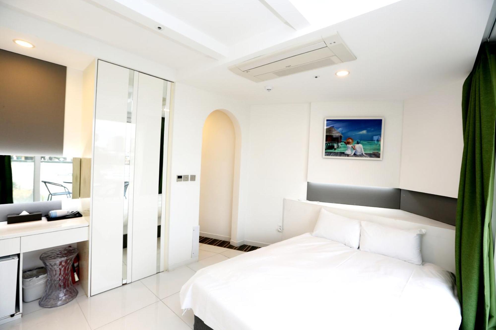 Hamdeok Beach Stay Jeju Buitenkant foto