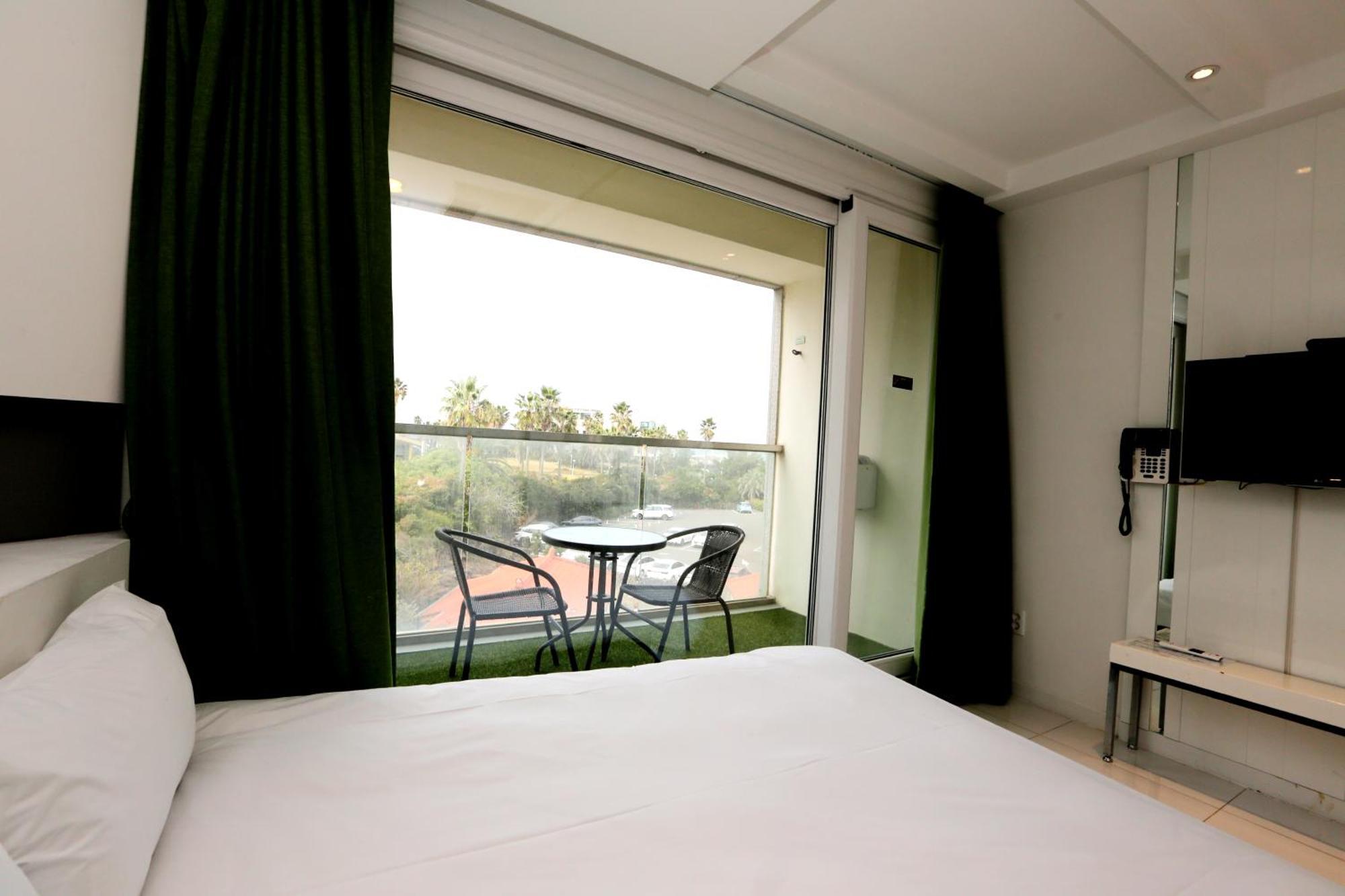 Hamdeok Beach Stay Jeju Buitenkant foto